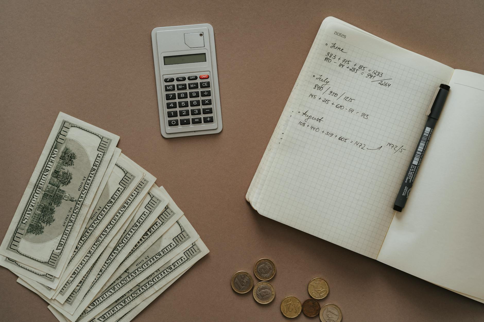 Chia ngân sách theo từng giai đoạn giúp người chơi giữ nhịp ổn định hơn.
